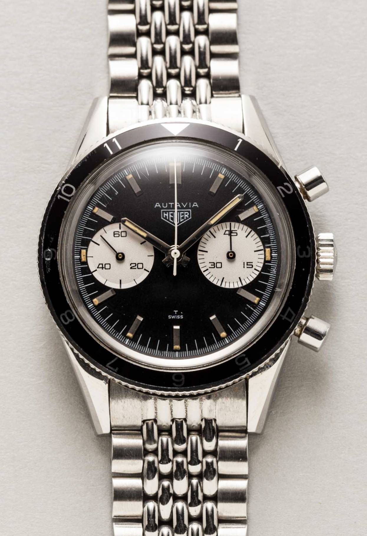 Heuer Autavia 3646 Vintage Chronograph Andretti MINT Shuck the Oyster Vintage Watches