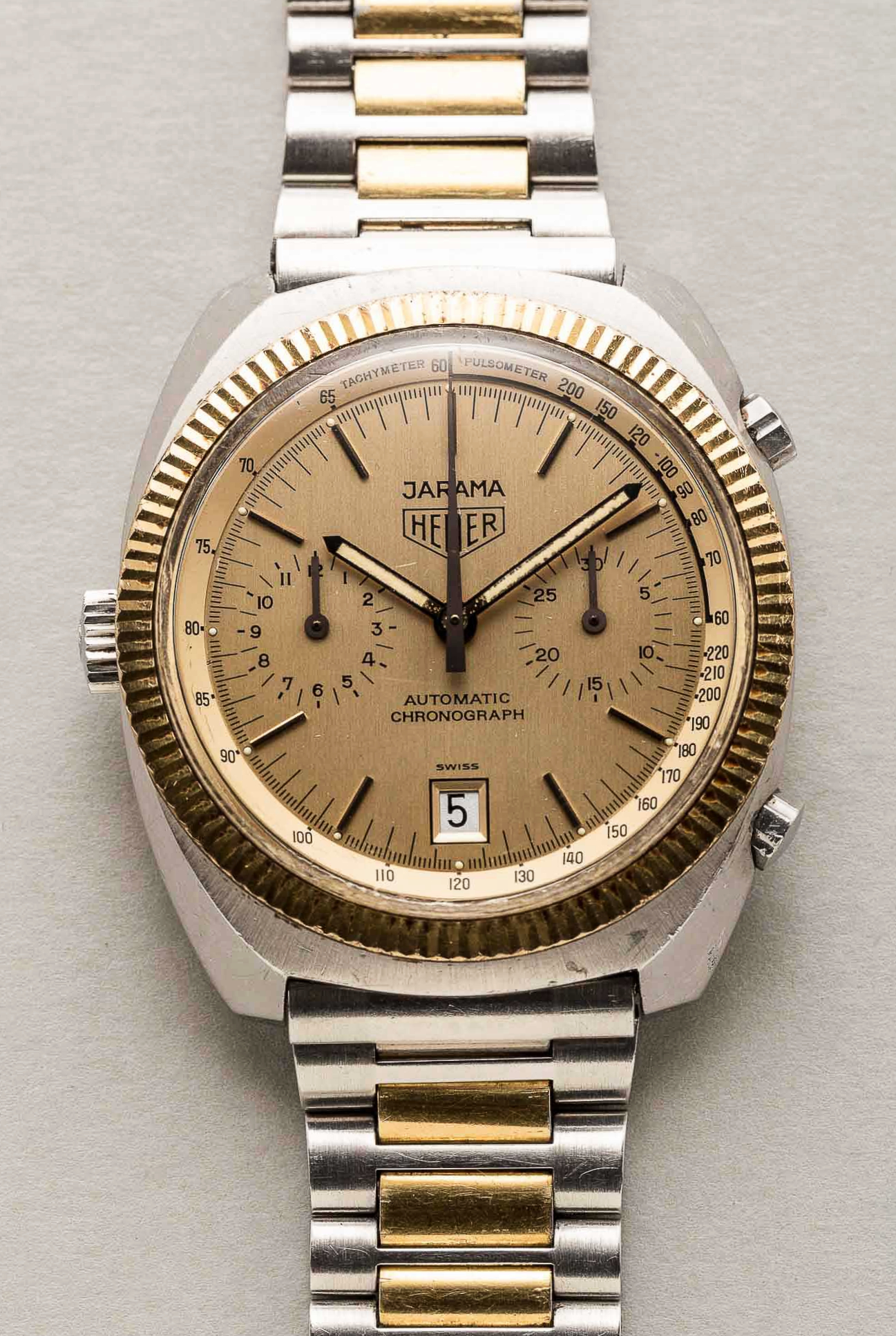 Heuer Jarama 110.225 Vintage Chronograph Shuck the Oyster